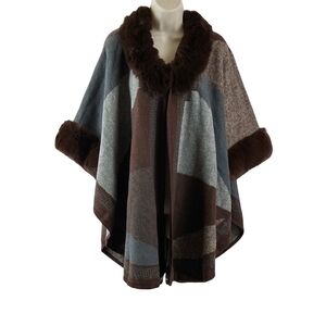 Northern Angel Brown and Gray Women's Poncho With Faux Fur